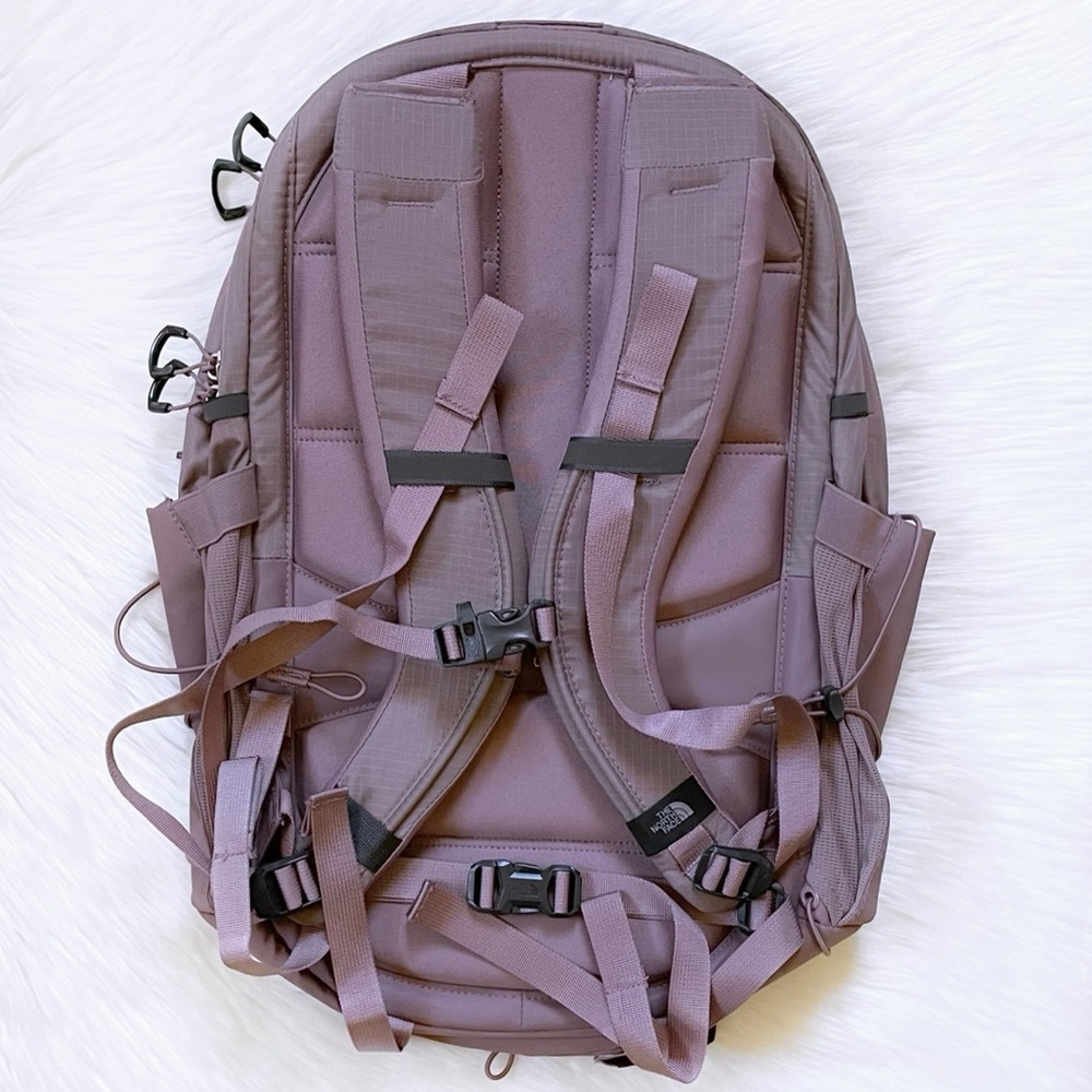 The North Face Women’s Borealis 27 Liter Backpack - Picture 3 of 12